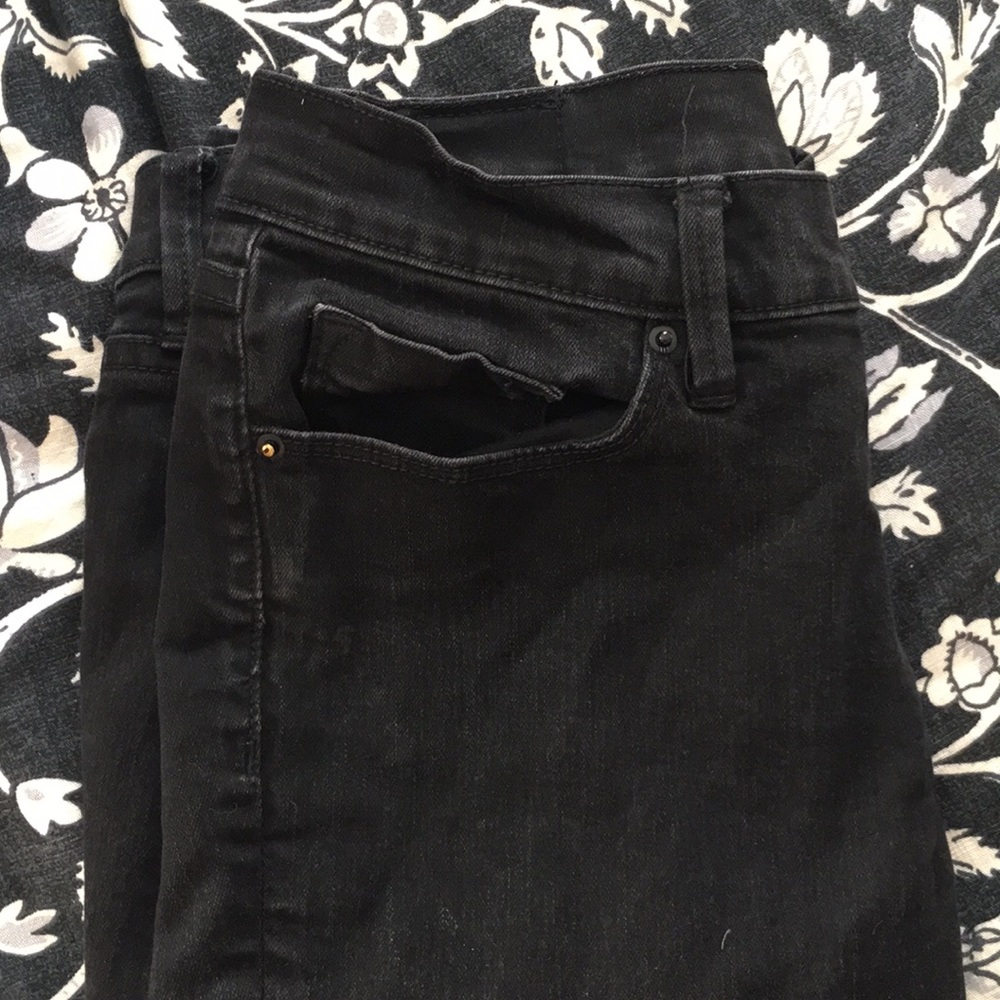 BDG Low Rise Twig Crop Jeans